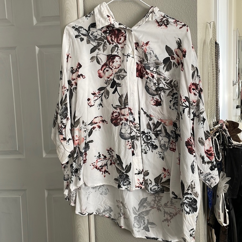 H&M button up blouse